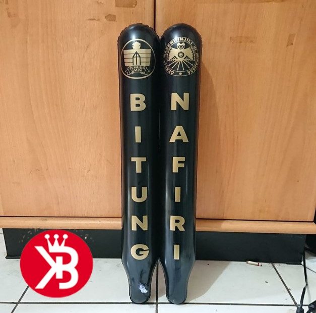 balon tepuk nagan raya