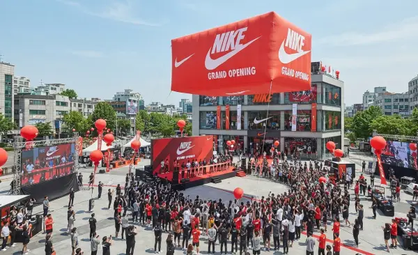 Balon Udara Bengkulu untuk promosi pembukaan toko sepatu.