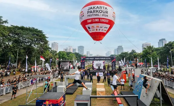 Balon Udara Medan sebagai media penanda event lomba parkour.