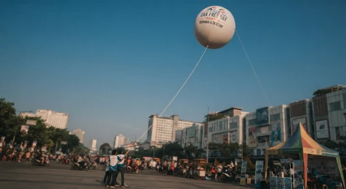 Balon udara Bogor custom logo di acara car free day